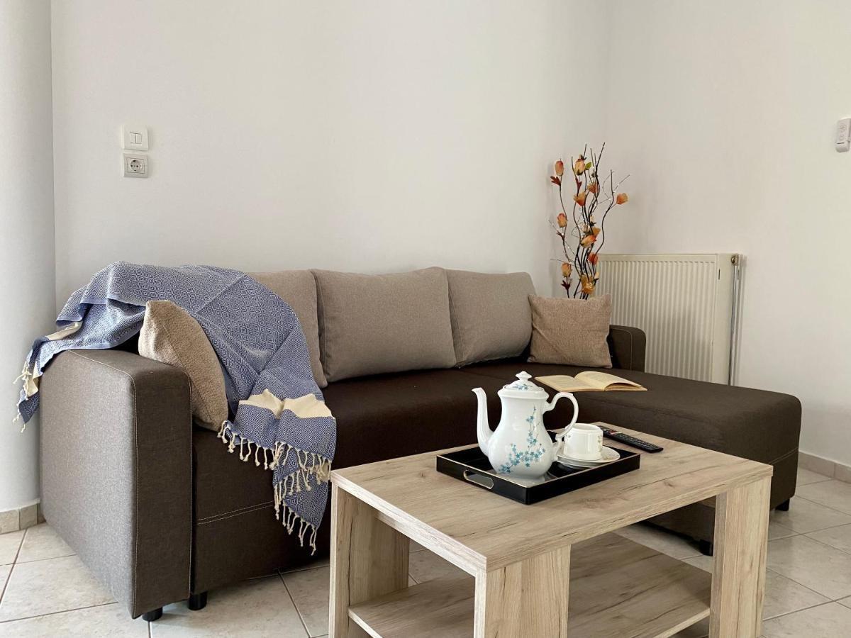 Family Friendly Apartment, In Nature, With Yard "5" Ziparion Ngoại thất bức ảnh